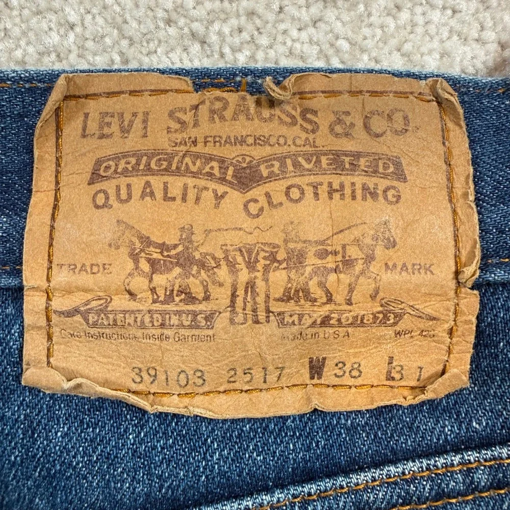Levis brand levi